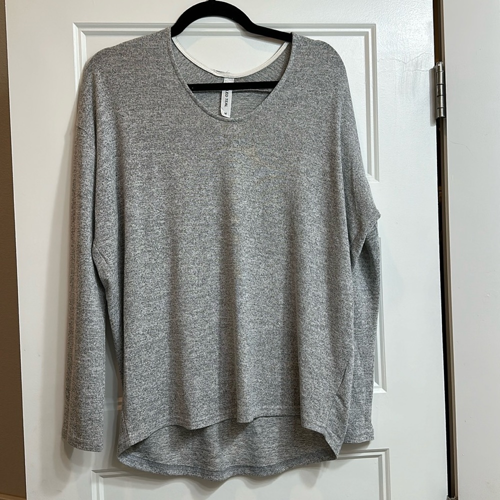 Ladies Heather Gray Top